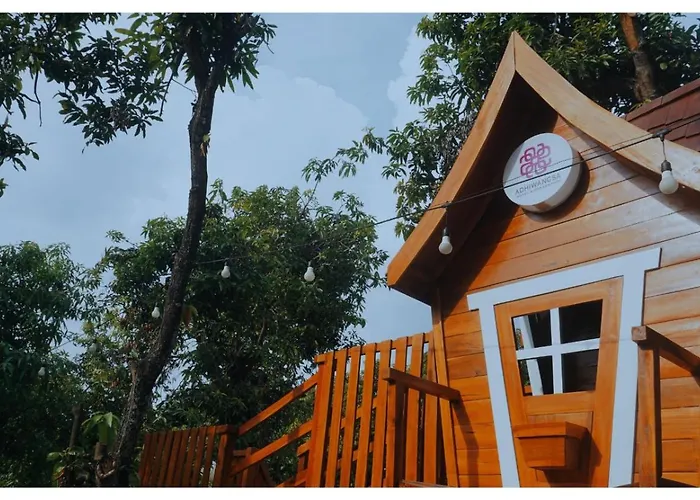 AdhiwangsaHotel di Solo